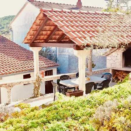 With A Parking Space Sutivan, Brac - 5654 Apartment Sutivan