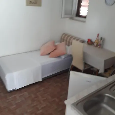 Apartment With A Parking Space Sutivan, Brac - 5654 Sutivan