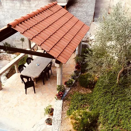 With Parking Space Sutivan, Brac - 5654 سوتيفان